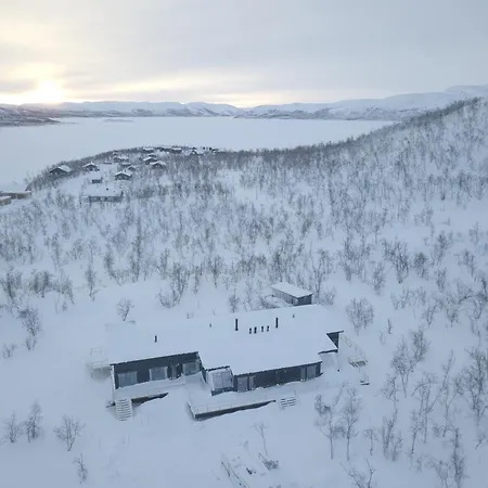 Sunrise View Lapland, Jacuzzi And Sky View Daire *