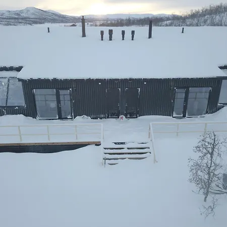 Daire Sunrise View Lapland, Jacuzzi And Sky View *