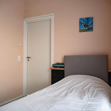 Sunrise View Lapland, Sky View Bedroom & Hot Tub Apartment Kilpisjarvi