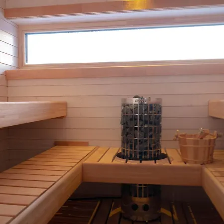 Sunrise View Lapland, Jacuzzi And Sky View 公寓 *