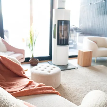 公寓 Sunrise View Lapland, Sky View Bedroom & Hot Tub *