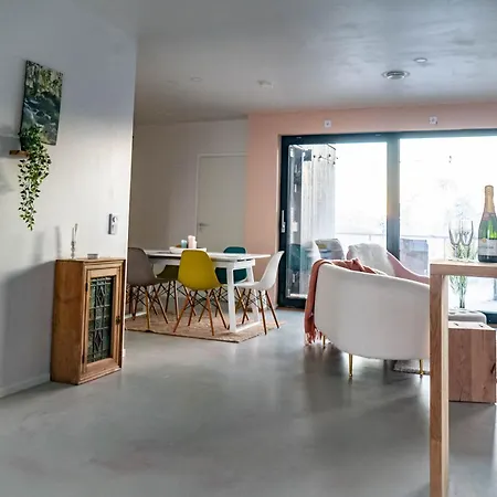 Apartment Sunrise View Lapland, Sky View Bedroom & Hot Tub Kilpisjarvi