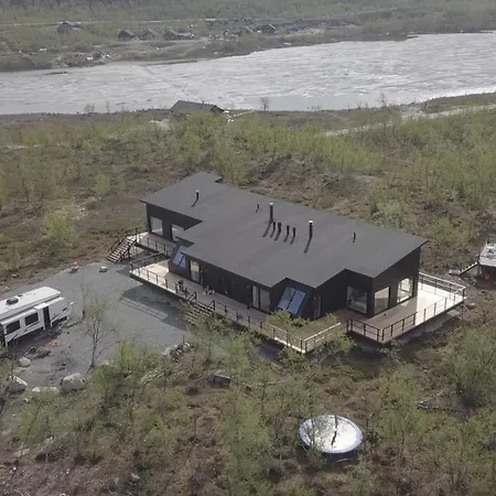 Sunrise View Lapland, Sky View Bedroom & Hot Tub Apartment *