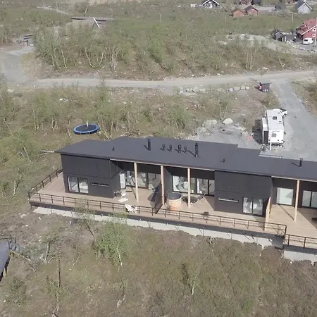 Sunrise View Lapland, Sky View Bedroom & Hot Tub