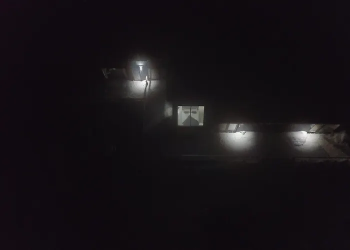 Sunrise View Lapland, Sky View Bedroom & Hot Tub 公寓 基尔匹斯扎我维