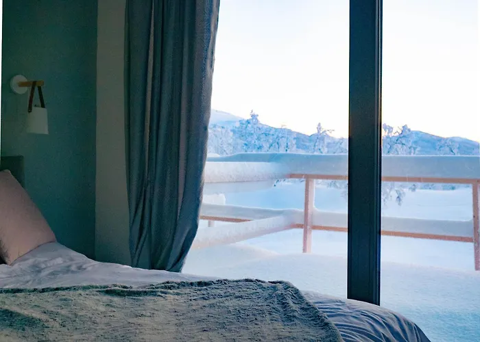 公寓 Sunrise View Lapland, Sky View Bedroom & Hot Tub